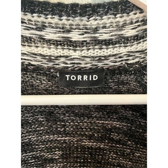 Torrid Black & Gray Open Front Waterfall Long Cardigan Sweater sz 2X - Picture 2 of 8